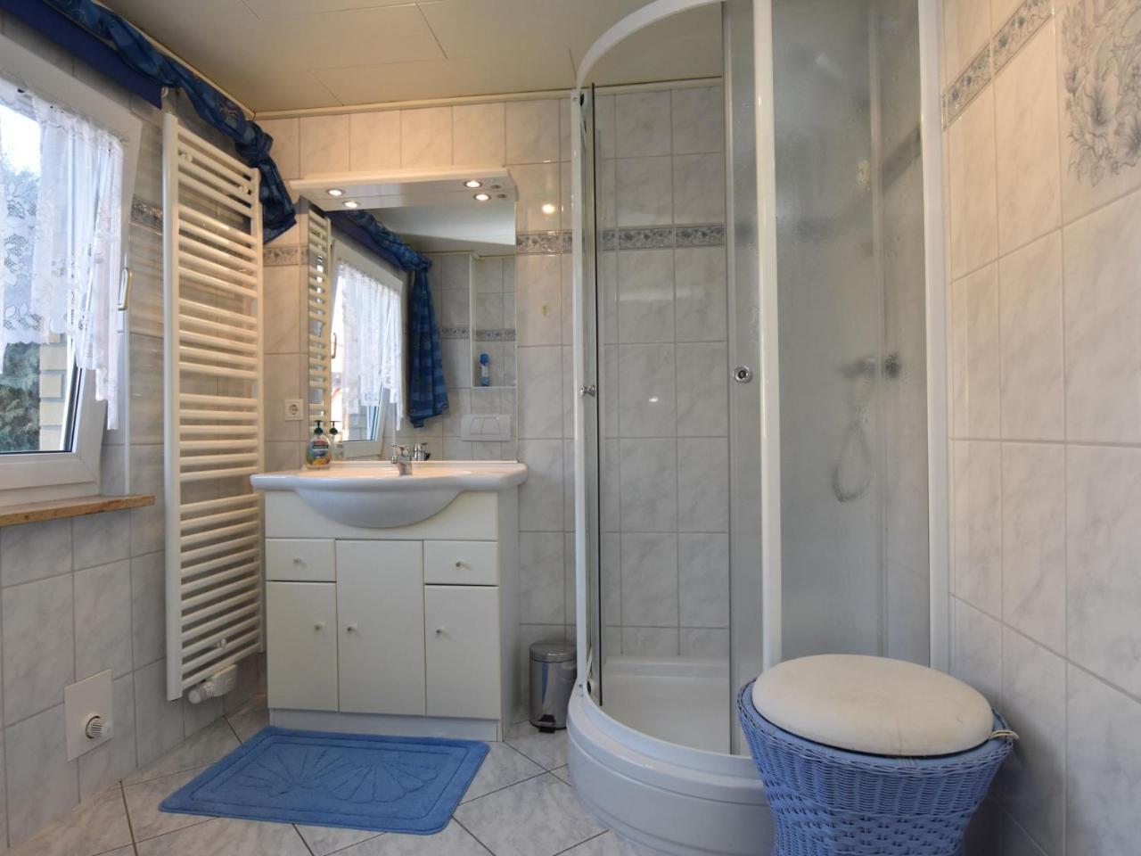 Spacious Apartment In Brusow With Garden Kröpelin Exteriér fotografie