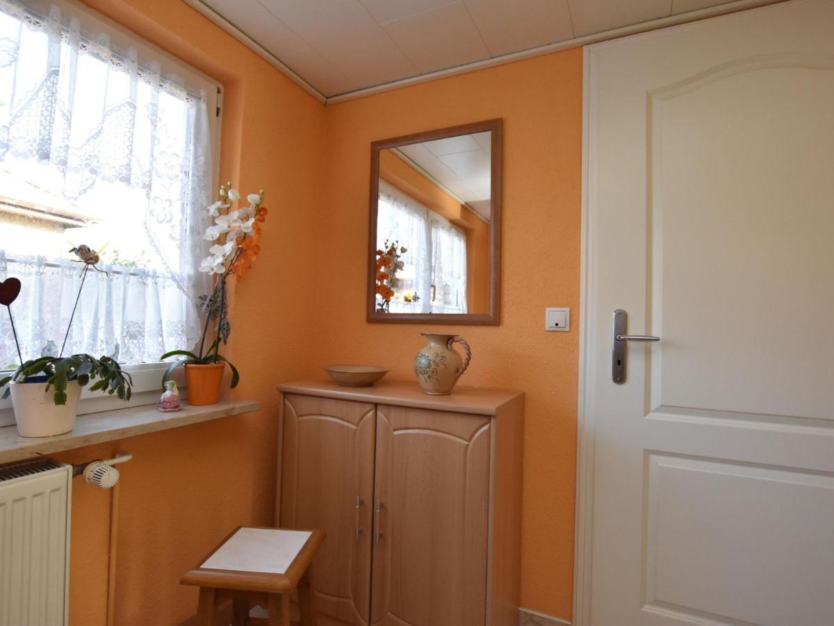 Spacious Apartment In Brusow With Garden Kröpelin Exteriér fotografie